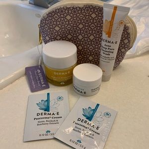 Derma E gift pack NWT
